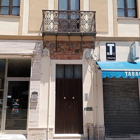 Niu Rooms Oristano Buitenkant foto
