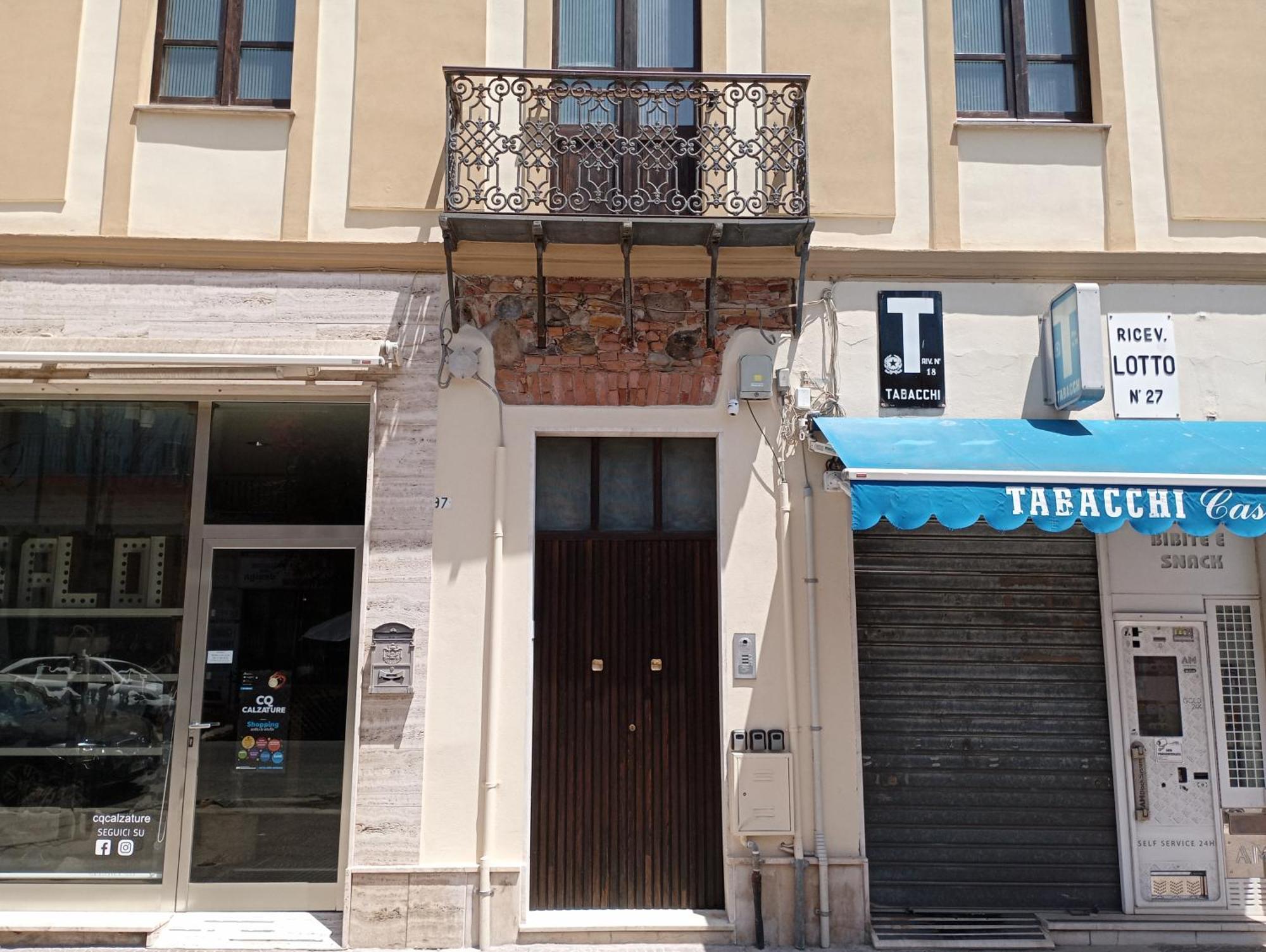 Niu Rooms Oristano Buitenkant foto