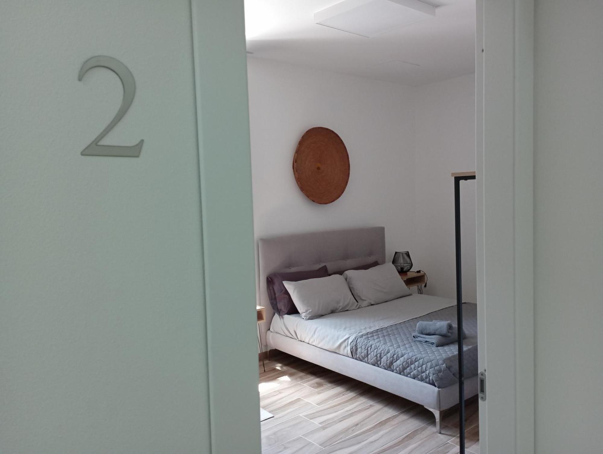 Niu Rooms Oristano Buitenkant foto